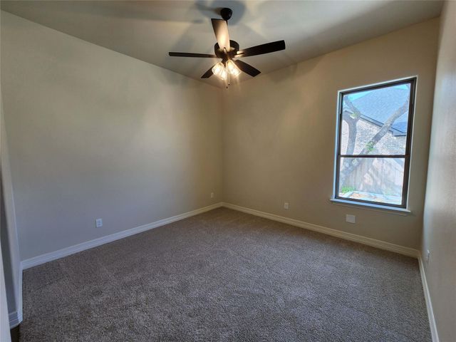 643 Bald Eagle LOOP, Salado, TX 76571