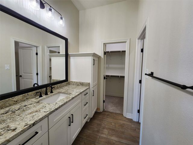 643 Bald Eagle LOOP, Salado, TX 76571