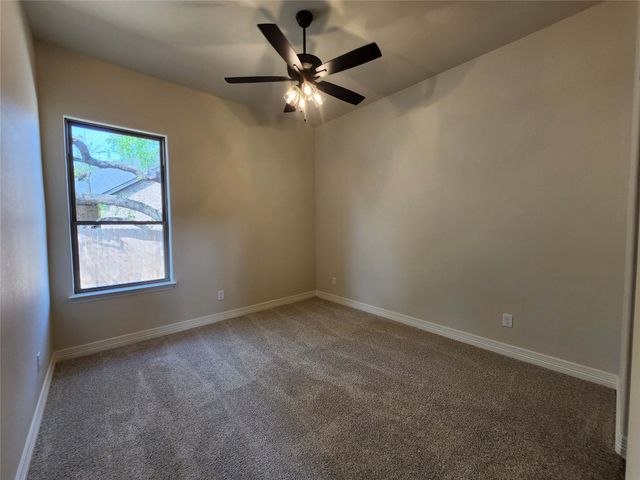 643 Bald Eagle LOOP, Salado, TX 76571