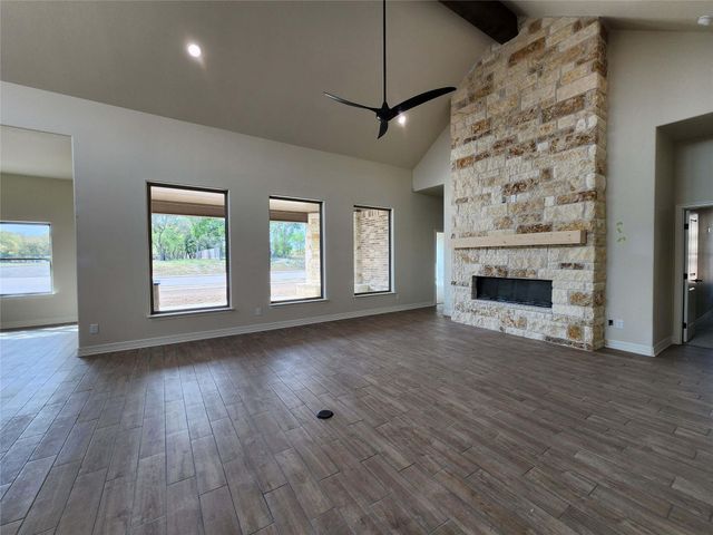 643 Bald Eagle LOOP, Salado, TX 76571