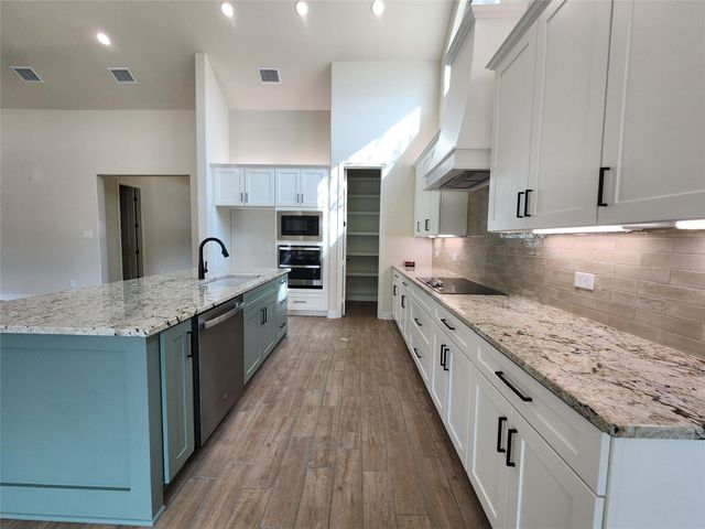 643 Bald Eagle LOOP, Salado, TX 76571