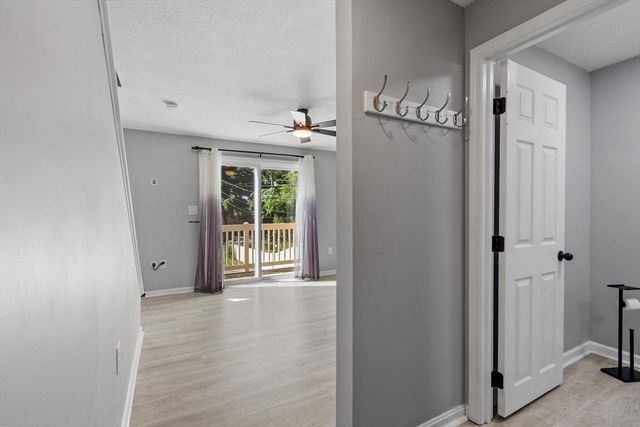 39 Madonna Circle 39, Lowell, MA 01854