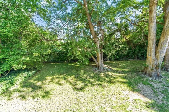 39 Madonna Circle 39, Lowell, MA 01854