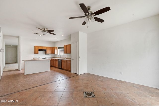 641 W JAHNS Court, Casa Grande, AZ 85122