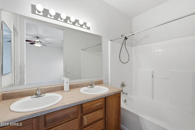 641 W JAHNS Court, Casa Grande, AZ 85122