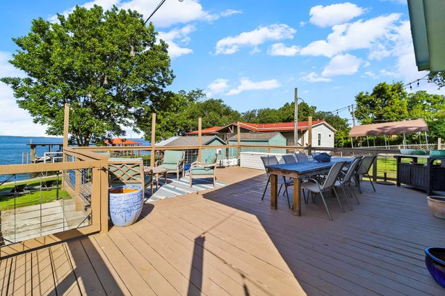 326 Nugent Drive, Livingston, TX 77351
