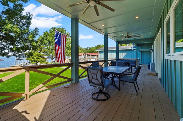 326 Nugent Drive, Livingston, TX 77351