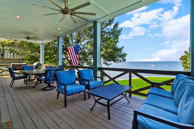 326 Nugent Drive, Livingston, TX 77351