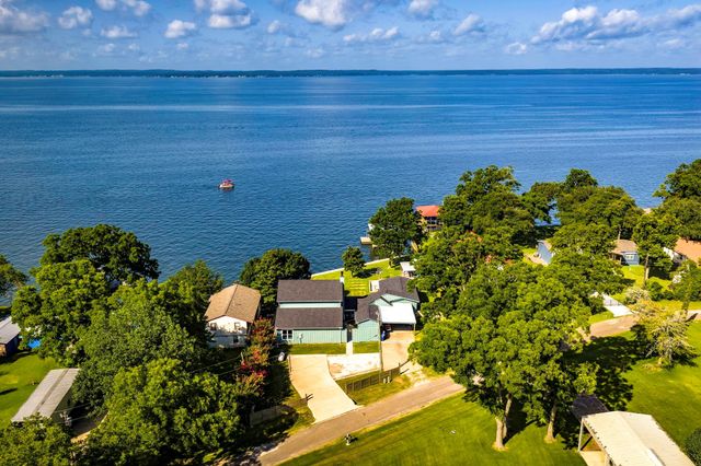 326 Nugent Drive, Livingston, TX 77351