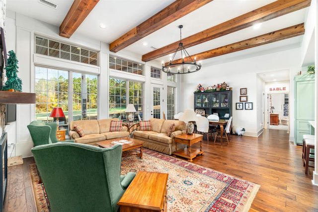 10 Gijon Lane, Hot Springs Village, AR 71909