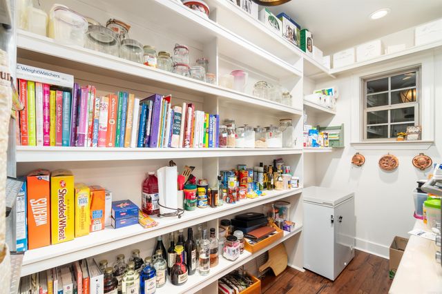 10 Gijon Lane, Hot Springs Village, AR 71909