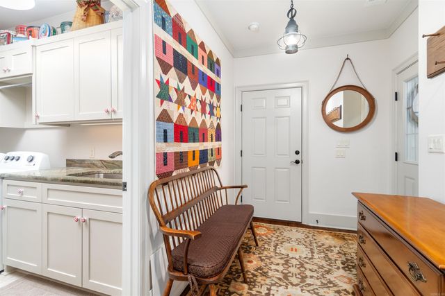 10 Gijon Lane, Hot Springs Village, AR 71909