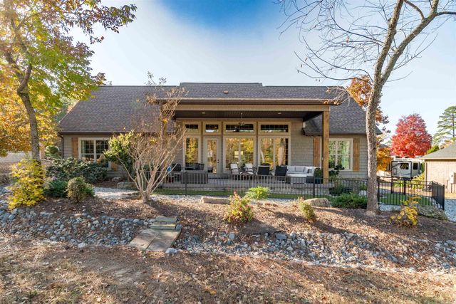 10 Gijon Lane, Hot Springs Village, AR 71909