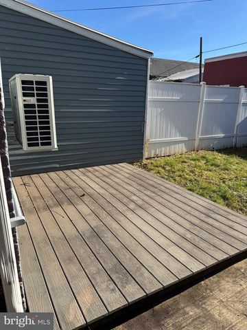 646 1ST ST, Lancaster, PA 17603