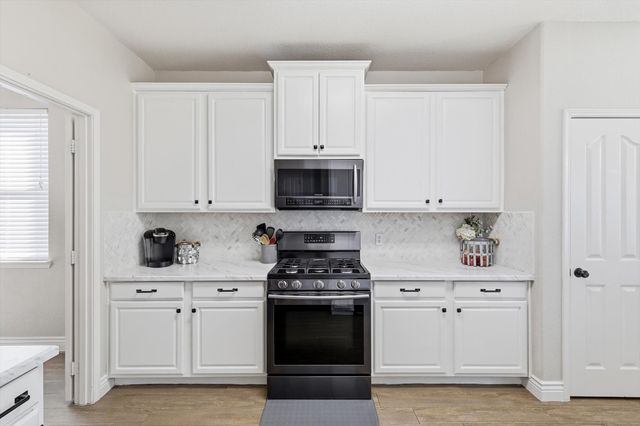 1152 Honeywell Drive, Anna, TX 75409