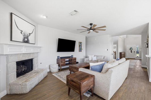 1152 Honeywell Drive, Anna, TX 75409