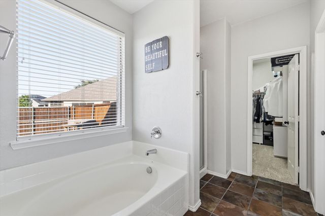 1152 Honeywell Drive, Anna, TX 75409