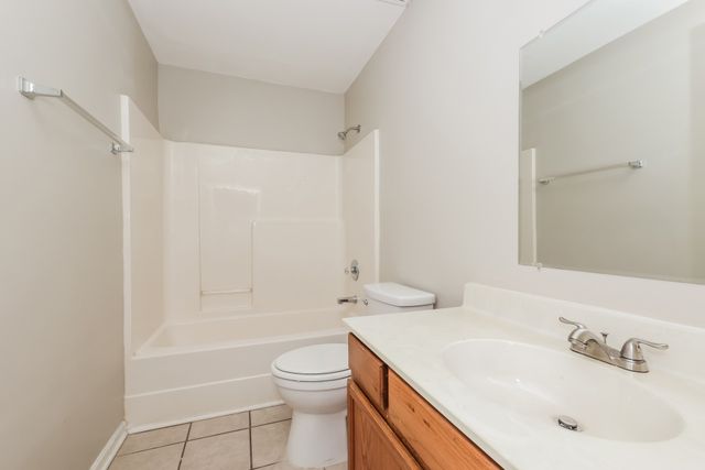 6104 Bent Wood Dr, Antioch, TN 37013