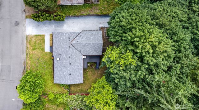 77 Hylebos Avenue, Milton, WA 98354