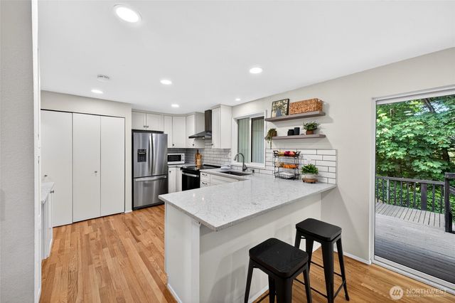 77 Hylebos Avenue, Milton, WA 98354