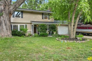 127 16th Avenue NW, New Brighton, MN 55112