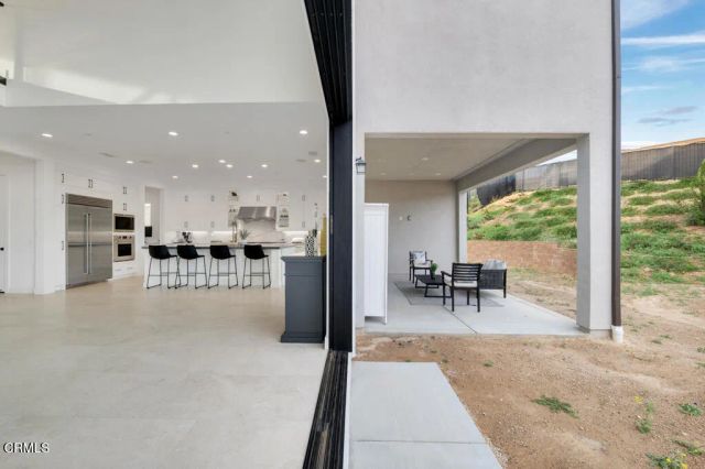 11944 N Red Hawk Lane, Porter Ranch, CA 91326