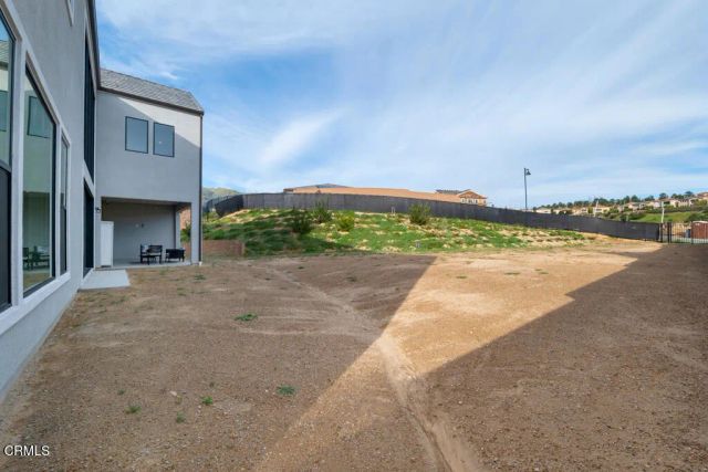 11944 N Red Hawk Lane, Porter Ranch, CA 91326