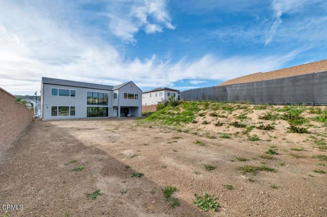 11944 N Red Hawk Lane, Porter Ranch, CA 91326