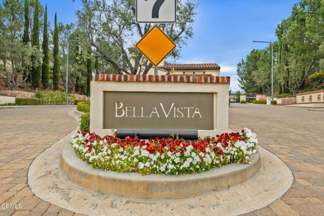 11944 N Red Hawk Lane, Porter Ranch, CA 91326