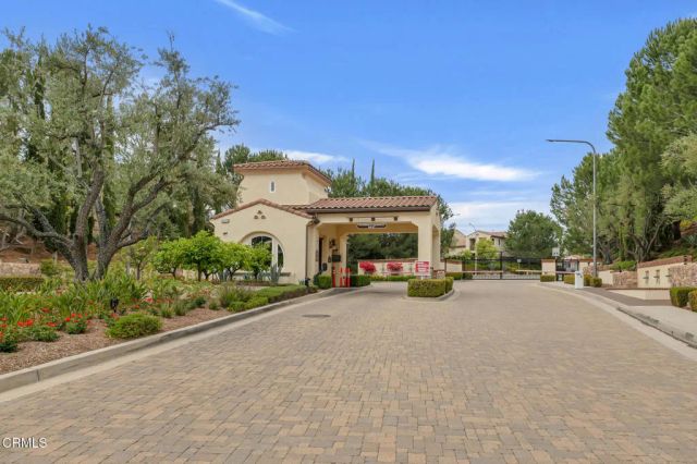 11944 N Red Hawk Lane, Porter Ranch, CA 91326