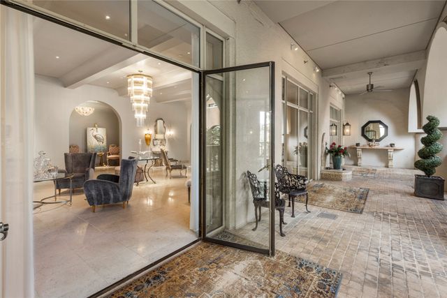 2801 Turtle Creek Boulevard 2E, Dallas, TX 75219