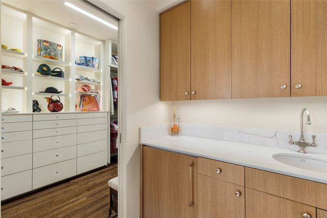 2801 Turtle Creek Boulevard 2E, Dallas, TX 75219