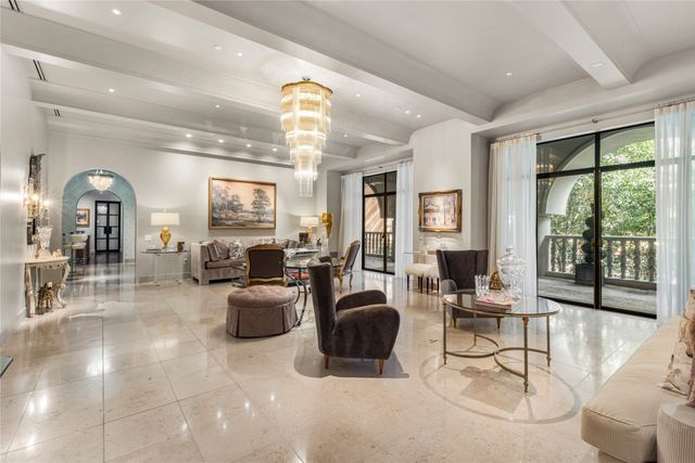 2801 Turtle Creek Boulevard 2E, Dallas, TX 75219