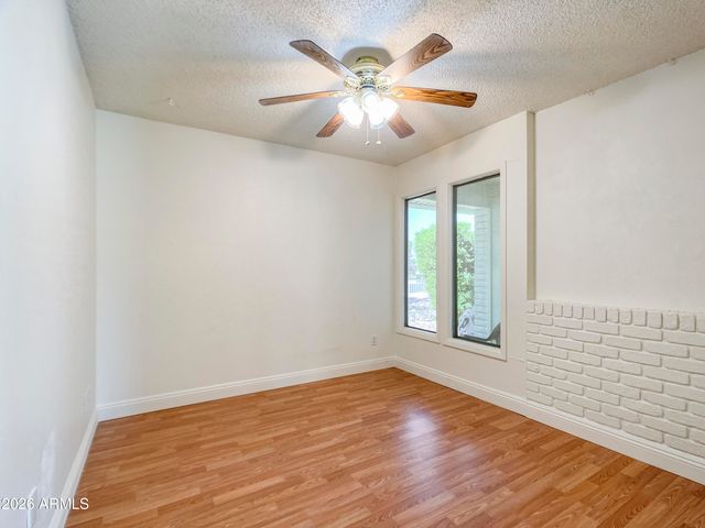 12637 N COLUMBINE Drive, Phoenix, AZ 85029