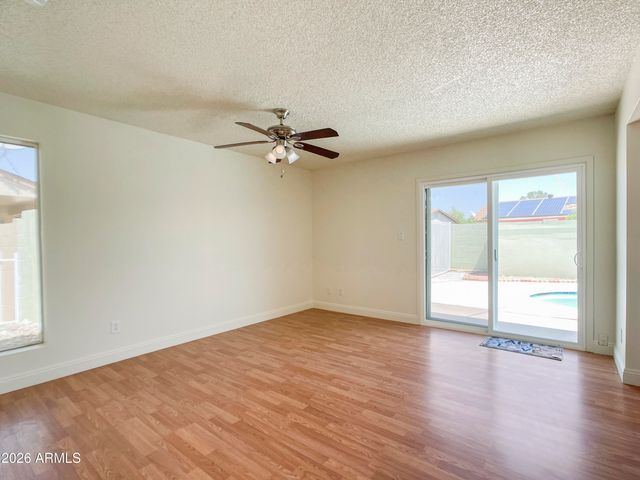 12637 N COLUMBINE Drive, Phoenix, AZ 85029