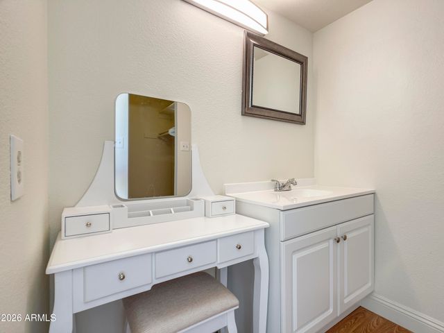 12637 N COLUMBINE Drive, Phoenix, AZ 85029