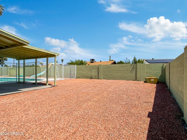 12637 N COLUMBINE Drive, Phoenix, AZ 85029