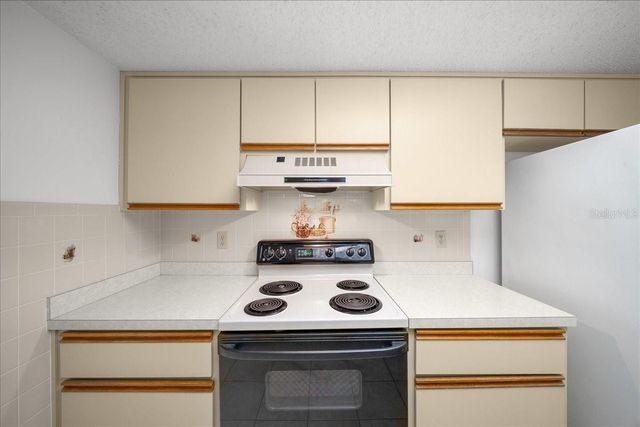 11270 SW 62ND AVENUE ROAD, Ocala, FL 34476