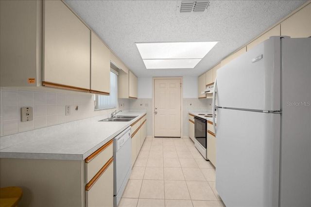 11270 SW 62ND AVENUE ROAD, Ocala, FL 34476