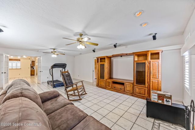 491 Carpenter Avenue NW, Palm Bay, FL 32907
