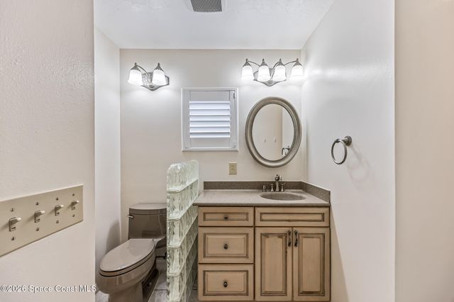 491 Carpenter Avenue NW, Palm Bay, FL 32907