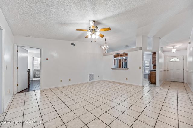 491 Carpenter Avenue NW, Palm Bay, FL 32907