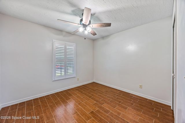 491 Carpenter Avenue NW, Palm Bay, FL 32907