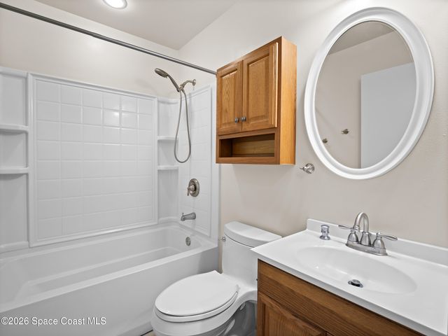 491 Carpenter Avenue NW, Palm Bay, FL 32907