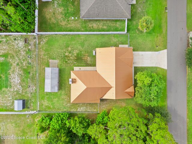491 Carpenter Avenue NW, Palm Bay, FL 32907