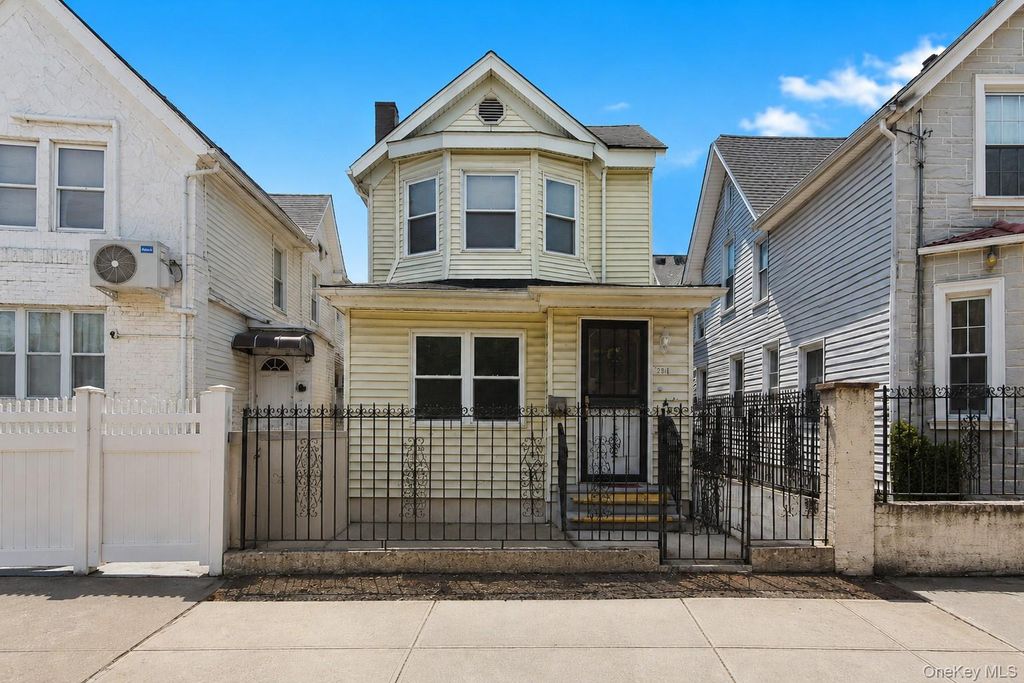 180 Fountain Avenue, Brooklyn, NY 11208