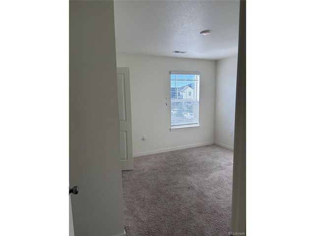 49 N Waterloo St, Aurora, CO 80018