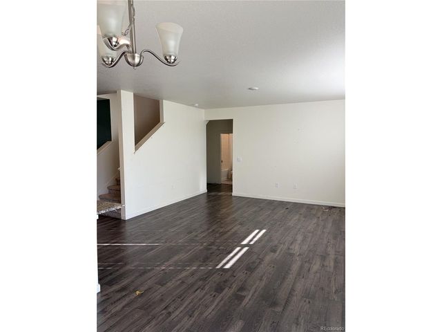 49 N Waterloo St, Aurora, CO 80018