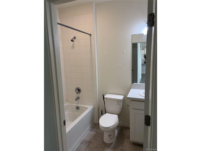 49 N Waterloo St, Aurora, CO 80018