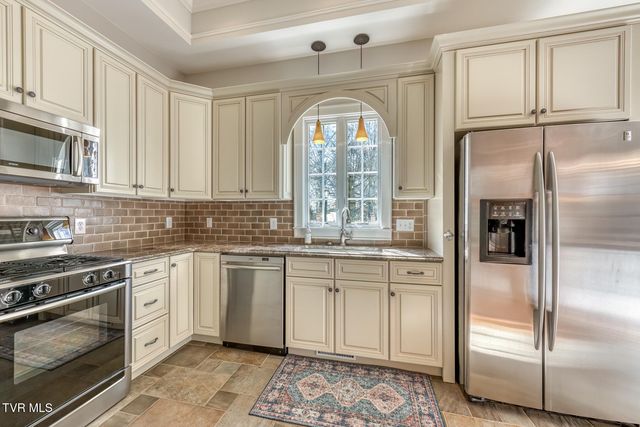 156 Vines Drive, Jonesborough, TN 37659